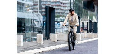 Žalesnis pasaulis su naująja Bianchi e-Omnia elektrinių dviračių linija
